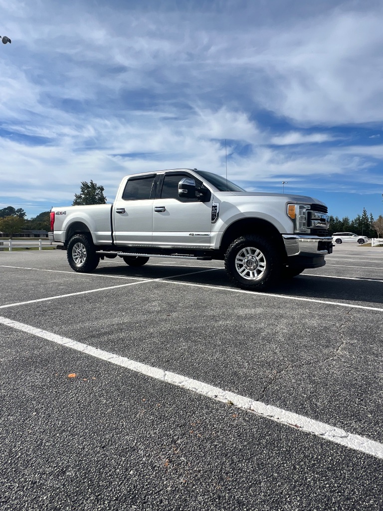 2017 Ford F-250 Super Duty XLT