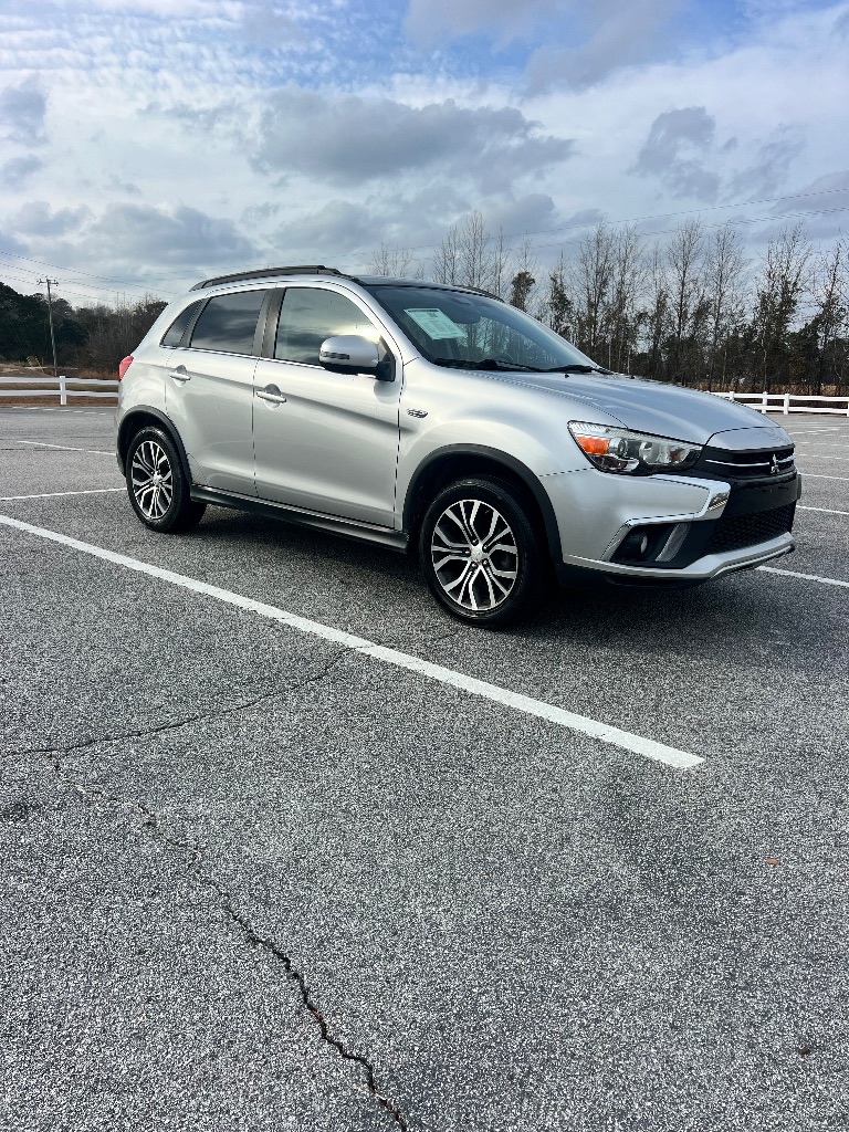 2014 Toyota RAV4 XLE's photo