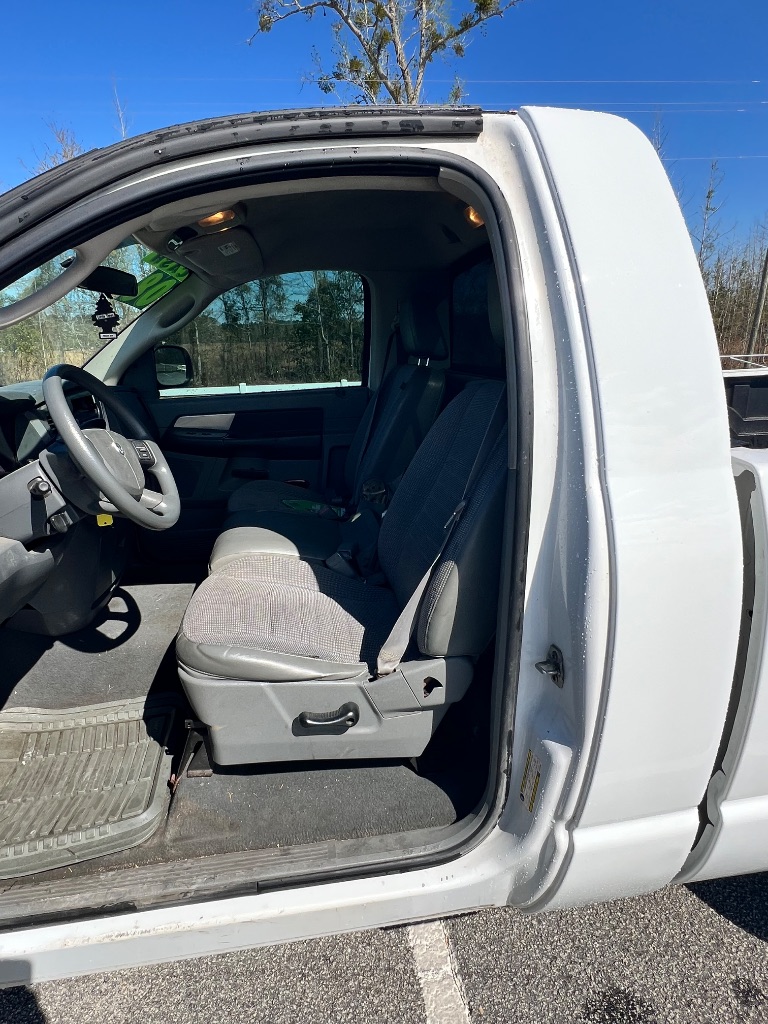 2008 Dodge Ram 1500 Pickup ST - Photo 9