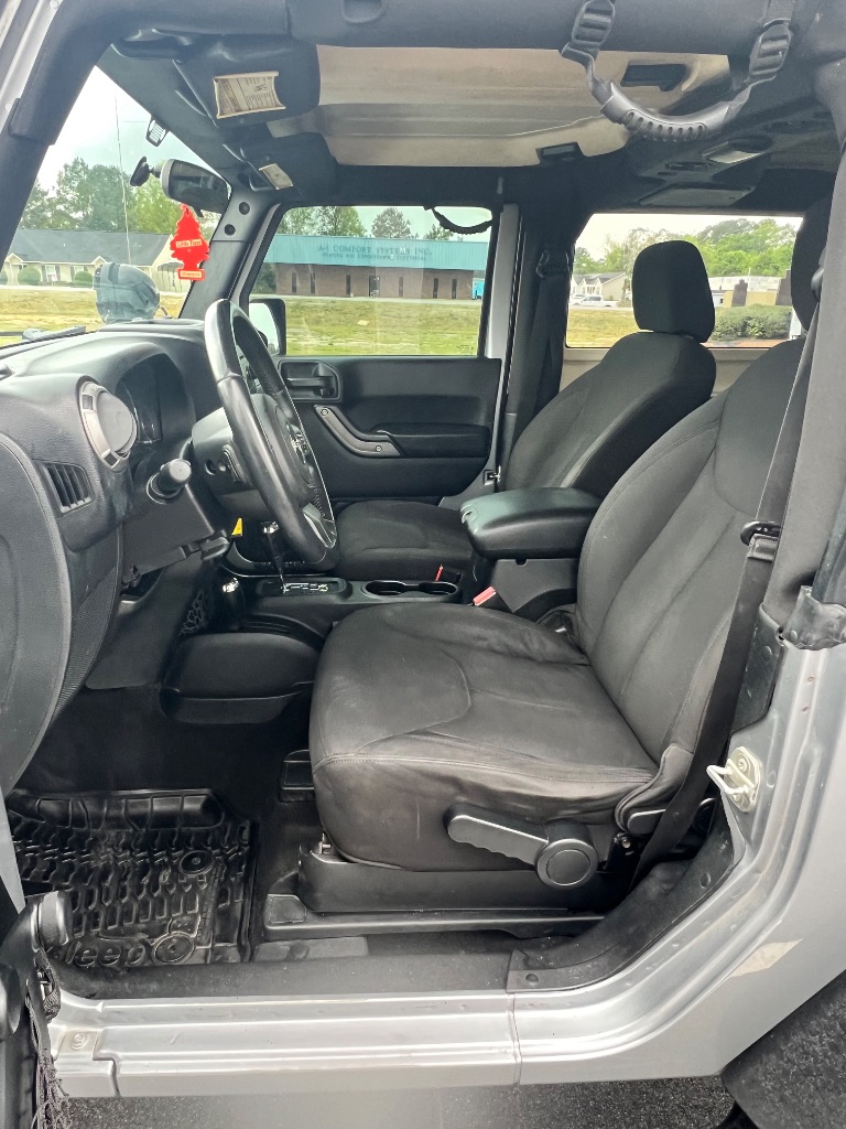 2015 Jeep Wrangler Sport - Photo 11
