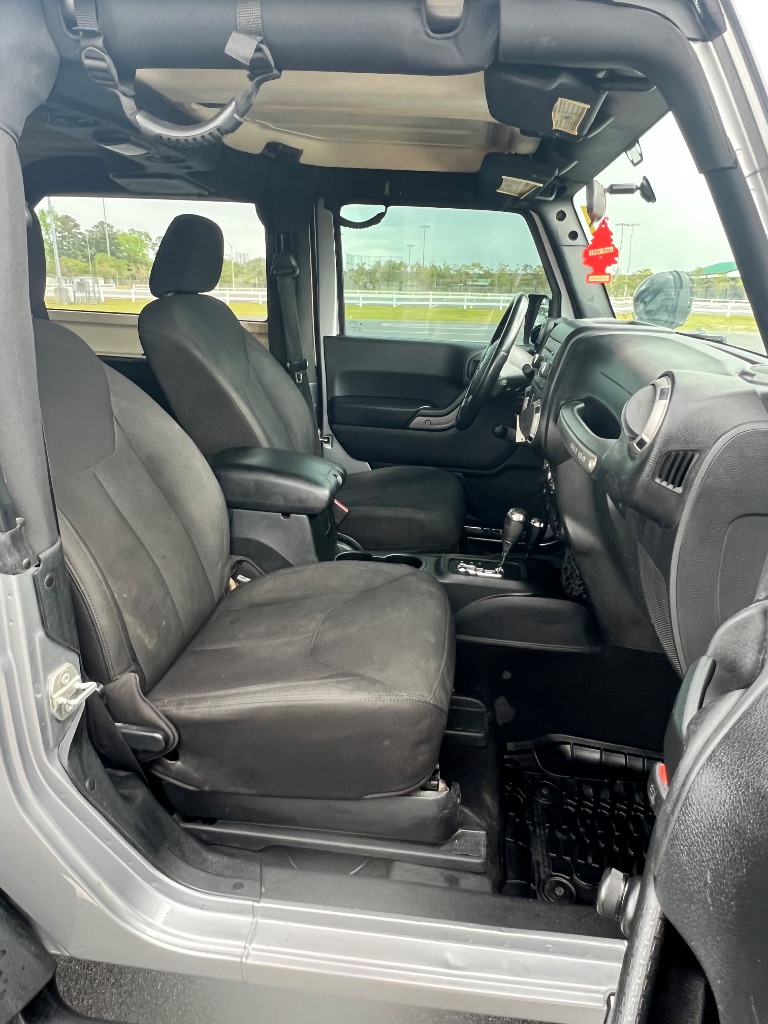 2015 Jeep Wrangler Sport - Photo 9