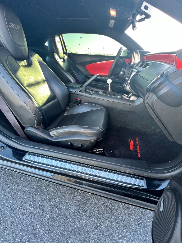 2013 Chevrolet Camaro 2SS - Photo 9