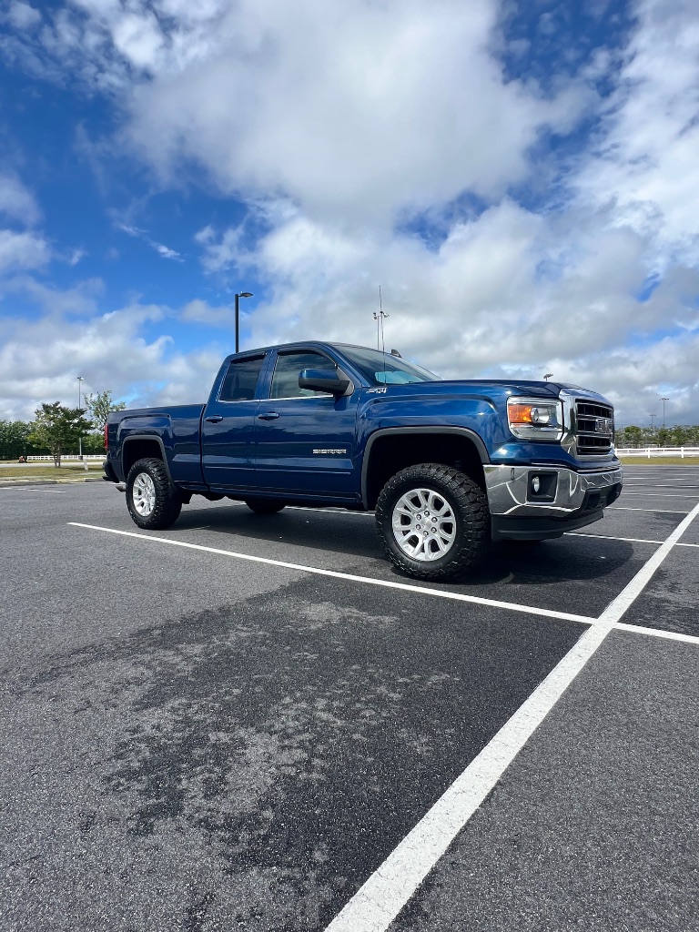 2015 GMC Sierra 4WD Double Cab SLE SWB's photo