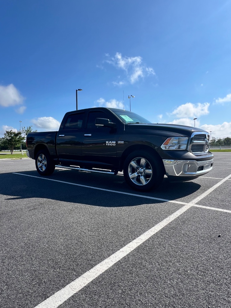 2017 RAM 1500 Big Horn Crew Cab 5'7's photo